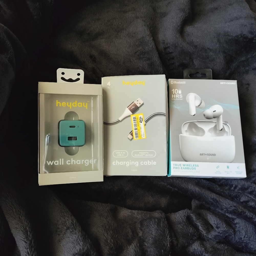 Android Cell Phone Accessory Bundle USB-C  Wall Charger Charging Cable Ear Buds